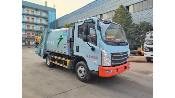 Large Capacity Loading Foton 4X2 5.8cbm Compacted Refuse Truck for Rural Village Waste Collection1