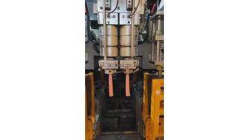 blow molding machine