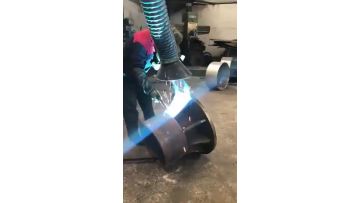 Welding fume extractor.mp4