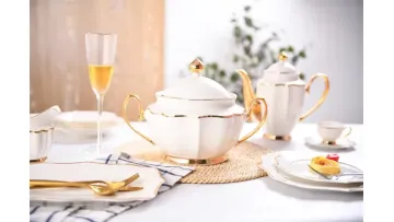 European Style 62-Piece Real Gold Rim Dinnerware Plates Tableware Ceramic Dinner Set1