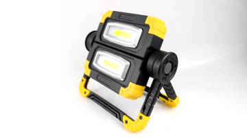 20W 750LM Waterproof Battery Powered Folding LED Work Light for Outdoor1