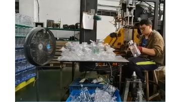 blowing molding water bottles