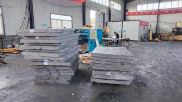 Lead plate production workshop