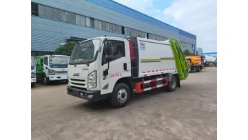 Sealed & Leak-Proof Jmc 4X2 7cbm High-Pressure Refuse Compactor Truck1