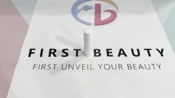 Empty 17g White Lip Balm Tube Deodorant Stick Container In Stock With Low Moq1