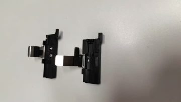 Fiber cleaver clamp