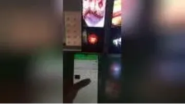 3D Holographic LED Display Indoor Ad Player 4K Ultra HD All-in-One Interactive Digital Signage1