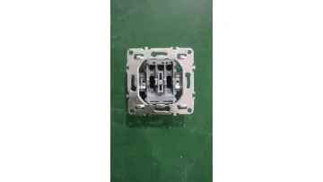Elendax New Designed 250V 16A Wall Socket (F1009)1