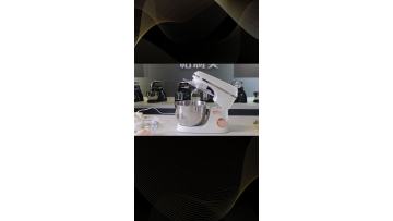 Tilt Head Kitchen Electric Mixer with dough hook