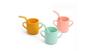 Wholesale Bpa Free custom food grade silicone toddler straw cup baby snack cup silicone sippy cup with handles1