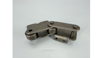 Conveyor chain for steel mills