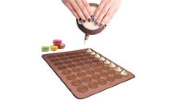 Bpa free food grade silicone Non-Stick Cookie Sheets Baking Cake Pan heat-resisting Silicone Macaron Pans Set1