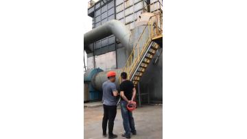 Aluminum  scrap remelting furnace.mp4