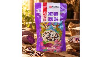 Purple sweet potato and glutinous rice porridge cooked together