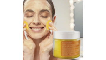 YURHERSU OEM Customized Organic Skin Care Pads with Turmeric & Kojic Acid1