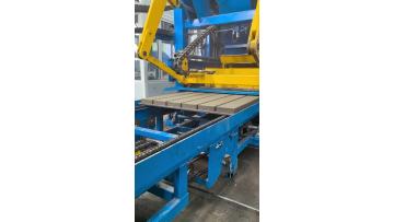 QT15 Automatic Concrete Block Machine – Industrial Hydraulic System & PLC Control