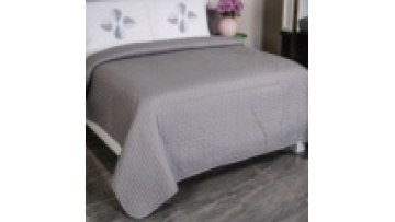 OEM business accepted microfiber bedspread coverlets with embroidery design quilts bedspread1