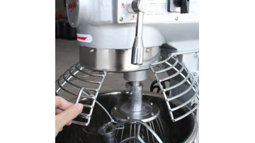 planetary centrifugal mixer