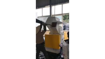 PE pipe crusher side feeding