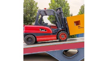 electric forklift