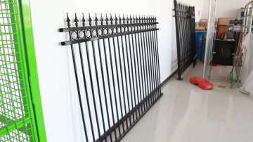 steel fence ,galvanized gates and steel fence panels design1