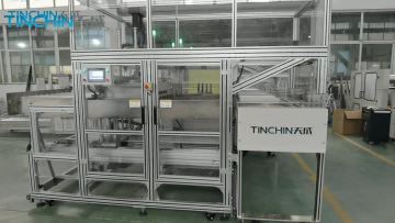 Plastic lid packaging automation