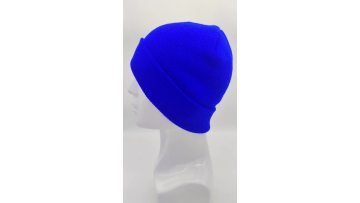 KNITTED BEANIE HAT