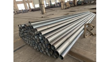 Stiffening plate welding(lighting pole)