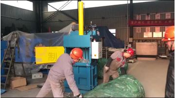 vertical plastic PET bottle baler