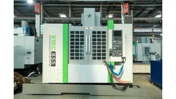 Precision Heavy Duty 5 Axis CNC Vertical Machining Center1