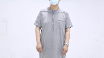 Hot sale Saudi Dubai muslim men clothing 4 colors available 2020 men thobe islamic thobe polyester1