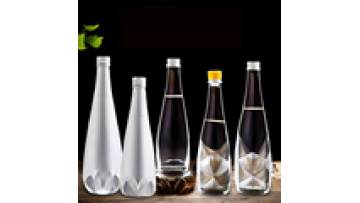 Accept Customization Logo Wholesale Price Fruit Wine Bottle Multi Size Beverage Clear Glass Bottle1
