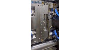 72-cavity bottle preform