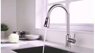 Sensor pull down kitchen faucet