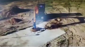 hydraulic  earth drill