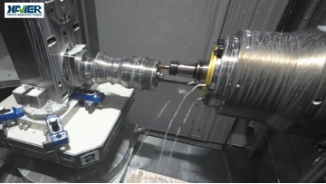 Horizontal machining center