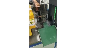 rolling the parts of branch copper pipe