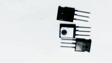 R80N65HTNF TO247-3