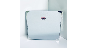 White Film Vacuum Insulation Panels
