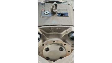 The PGH5-30/250RE07VU2 fixed-displacement internal gear pump