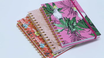 Wholesale High Quality Spiral Notebooks Customizable, Custom Women Papier Writing Journals Notebook1