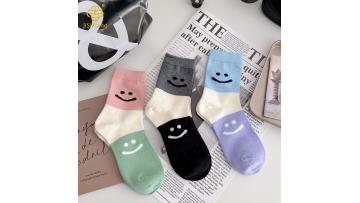 Korean cartoon smiley face socks for students