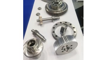 Precision gear injection mold