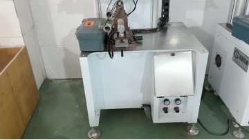 Servo-driven contour screen printing machine