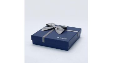 gift box (1)