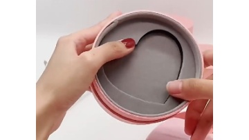 Jewelry box packaging