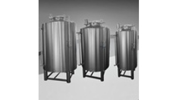 Sanitary Stainless steel beverage juice milk vertical storage tank with wheel hot sale agitator stirring blending storage tank1