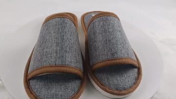 women house slippers