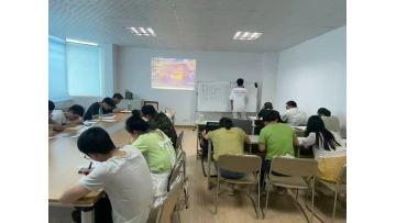 Company learning Japanese class