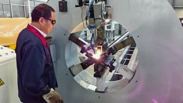 Automatic Street Light Pole Welding Machine
